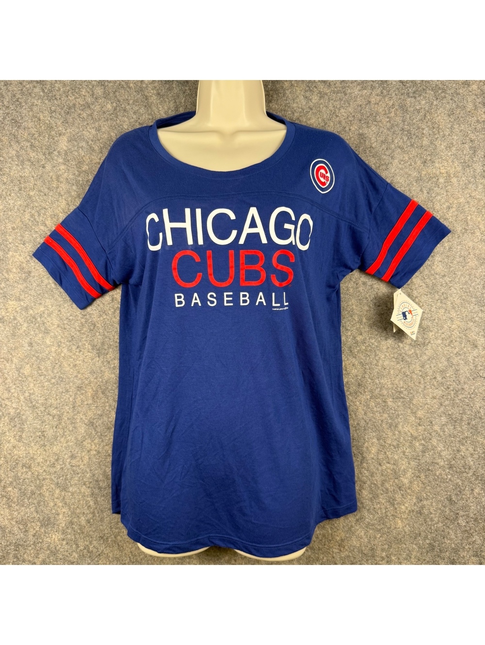 MLB Chicago Cubs Round Neck T Shirt Royal Blue Red White Women Small NWT 913